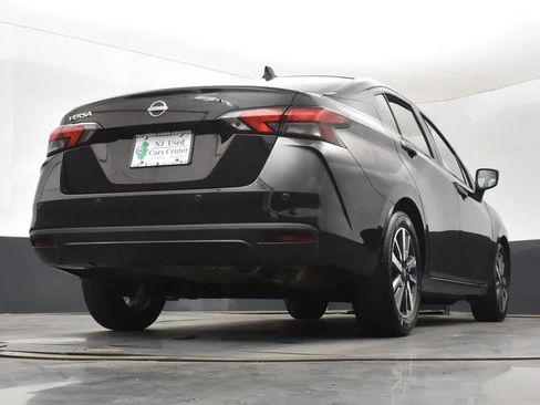 Used 2025 Nissan Versa SV FWD image 13