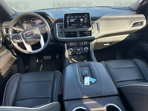 Used 2021 GMC Yukon SLT w/ SLT Premium Package AWD/4WD image 10