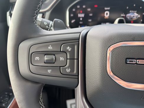 New 2026 GMC Sierra 1500 Denali Ultimate w/ LPO, Black Badging Package AWD/4WD image 29