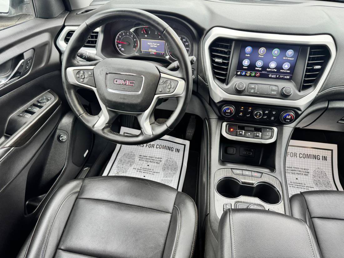 Used 2023 GMC Acadia SLT FWD image 11