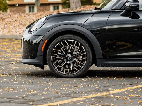 Certified 2025 MINI Cooper 2-Door Hardtop image 8