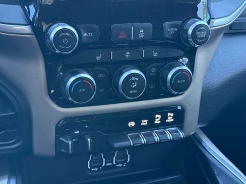 Used 2019 RAM 3500 Laramie image 17