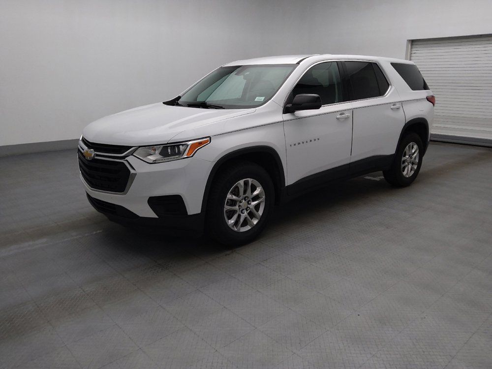 Used 2021 Chevrolet Traverse LS FWD image 2