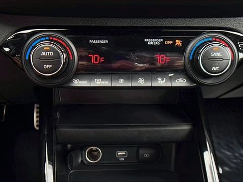 Used 2023 Kia Forte GT-Line w/ GT-Line Technology Package FWD image 24