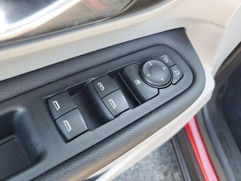 Used 2019 GMC Terrain SLT FWD image 21