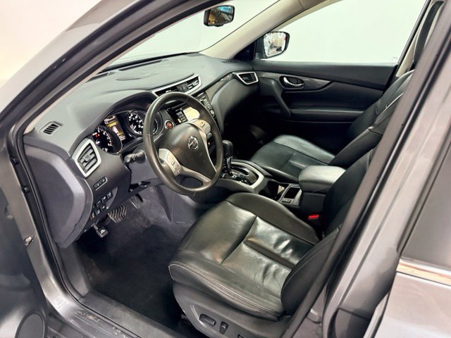 Used 2016 Nissan Rogue SL AWD/4WD image 14