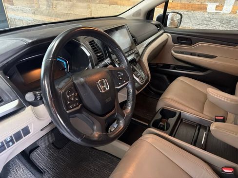 Used 2023 Honda Odyssey EX-L image 10