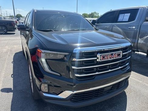 Used 2024 GMC Acadia Elevation w/ Luxury Package FWD image 2