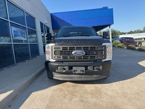 Used 2024 Ford F350 XL w/ FX4 Off-Road Package AWD/4WD image 3
