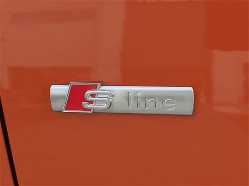 Used 2022 Audi Q3 2.0T Premium Plus image 11