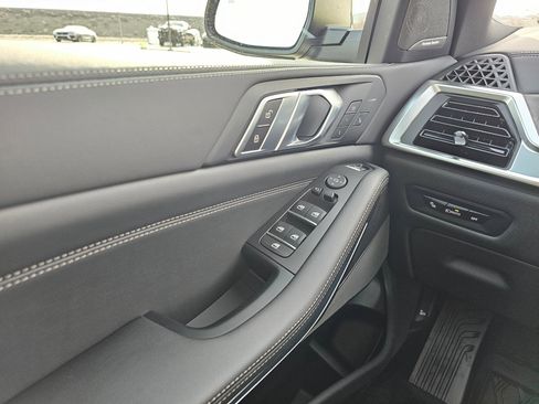 New 2026 BMW X5 xDrive40i w/ Executive Package image 29