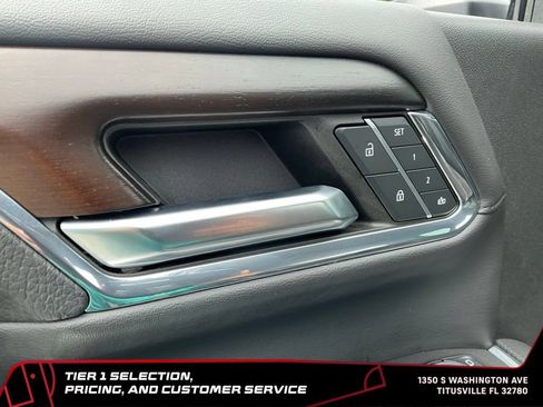 Used 2024 GMC Sierra 2500 Denali AWD/4WD image 25