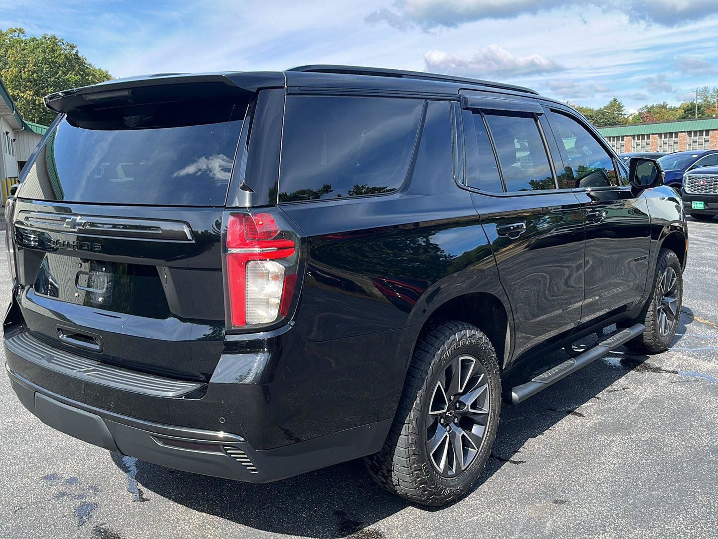 Used 2021 Chevrolet Tahoe Z71 w/ Z71 Signature Package AWD/4WD image 5