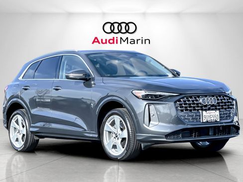 Certified 2025 Audi Q5 Premium Plus w/ Premium Plus image 7