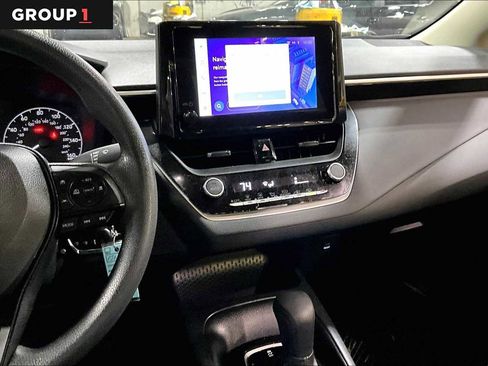 Used 2023 Toyota Corolla LE image 6