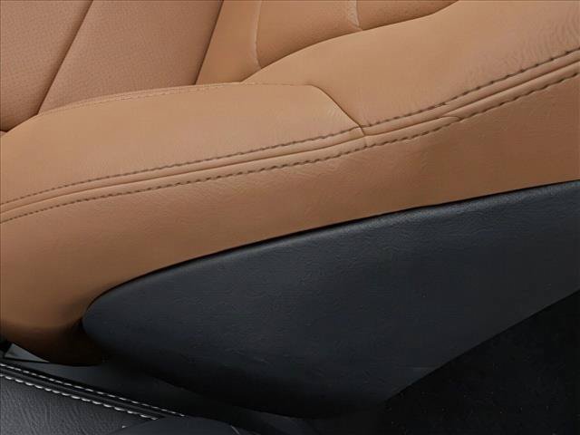 Used 2021 Mercedes-Benz C 300 4MATIC Sedan image 28