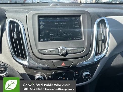 Used 2019 Chevrolet Equinox LS w/ LS Convenience Package FWD image 11