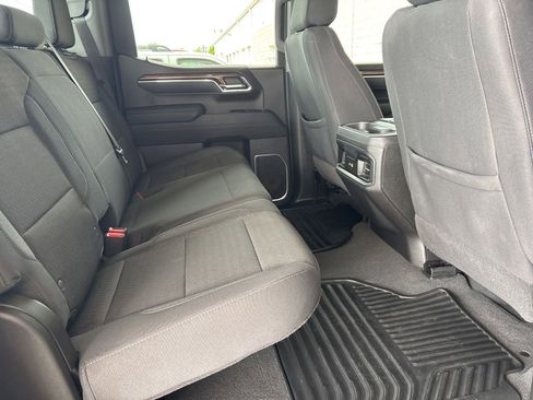 Used 2023 Chevrolet Silverado 1500 RST w/ Z71 Off-Road Package AWD/4WD image 15