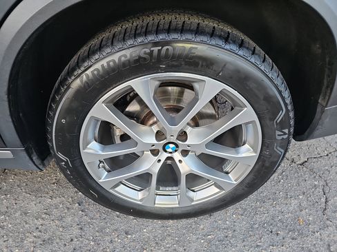 Used 2022 BMW X5 sDrive40i w/ Premium Package image 36