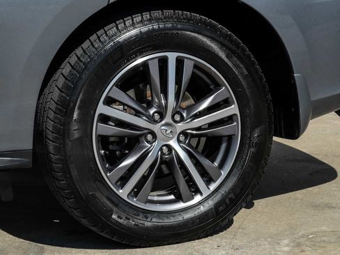 Used 2019 INFINITI QX60 Luxe w/ Essential Package image 61