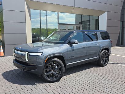 Used 2026 Rivian R1S Adventure