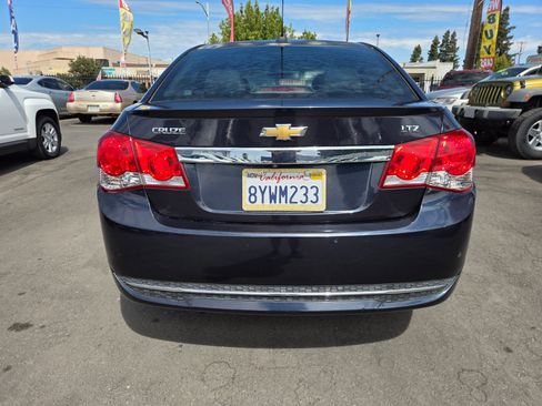 Used 2015 Chevrolet Cruze LTZ w/ Sun, Sound and Sport Package FWD image 3