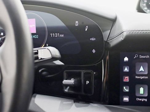 Used 2023 Porsche Taycan Turbo image 17