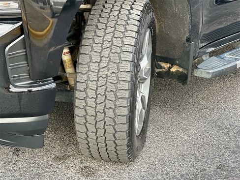 Used 2020 Chevrolet Silverado 1500 RST image 25