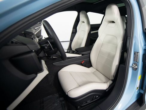 New 2026 Porsche Panamera 4 image 5