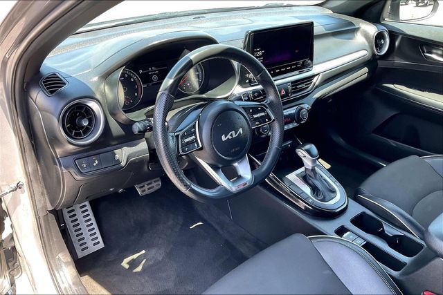 Used 2023 Kia Forte GT-Line w/ GT-Line Premium Package FWD image 14