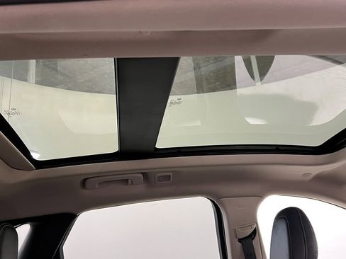 Used 2020 Ford Escape SEL image 16