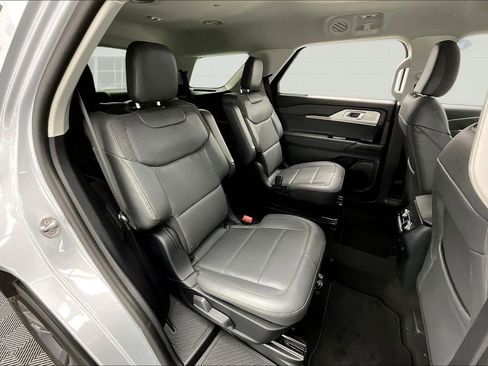 New 2026 Ford Explorer Active w/ Active Comfort Package image 10