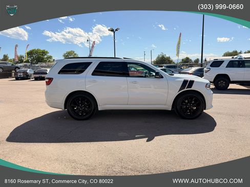 Used 2018 Dodge Durango R/T w/ Technology Group AWD/4WD image 4