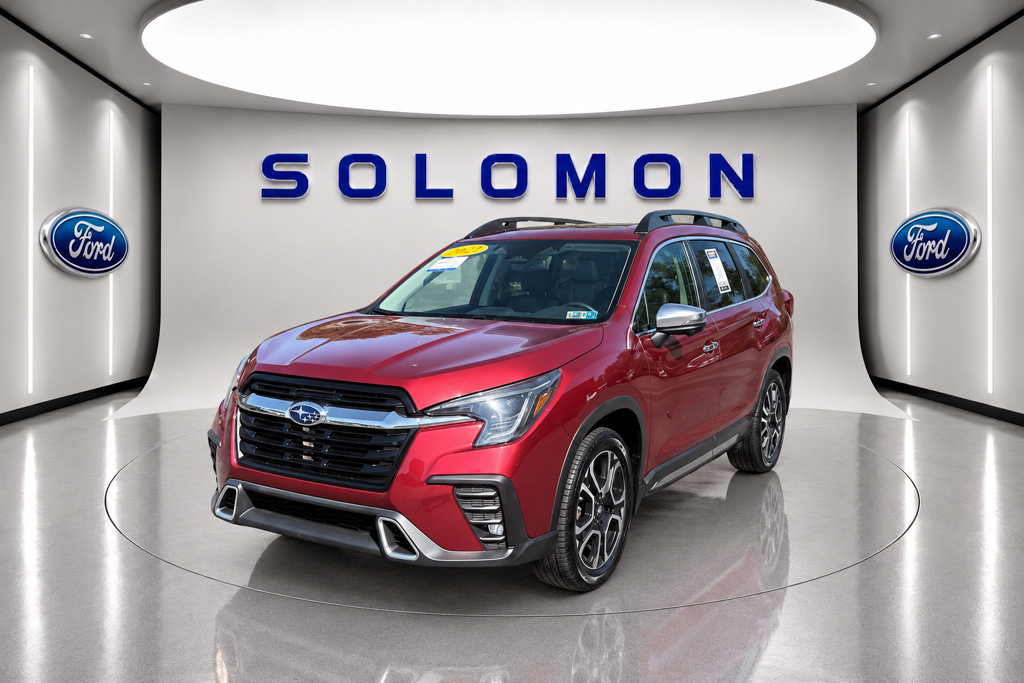 Used 2023 Subaru Ascent Touring AWD/4WD image 1