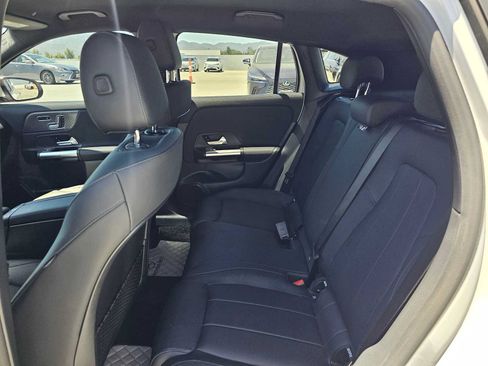 Used 2023 Mercedes-Benz GLA 250 image 16