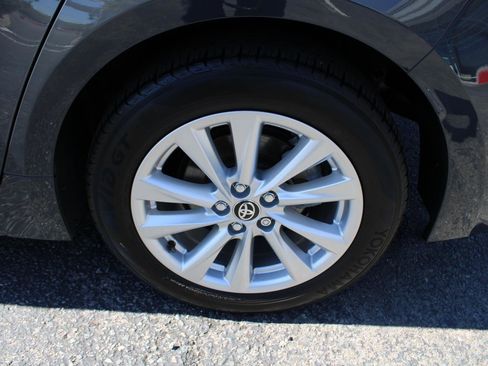 Used 2023 Toyota Corolla XLE image 12