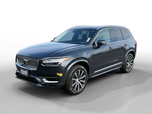 Used 2022 Volvo XC90 T8 Inscription w/ Advanced Package AWD/4WD image 1
