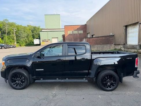 Used 2022 GMC Canyon Elevation w/ Elevation Premium Package AWD/4WD image 8