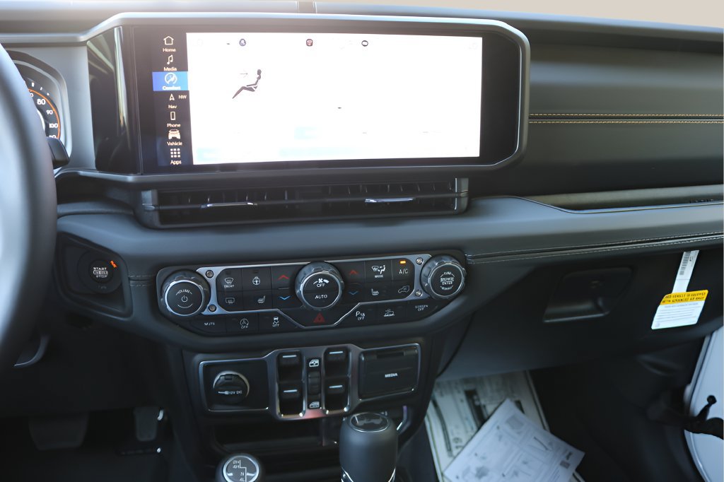 New 2027 Jeep Wrangler Unlimited Sahara AWD/4WD image 24