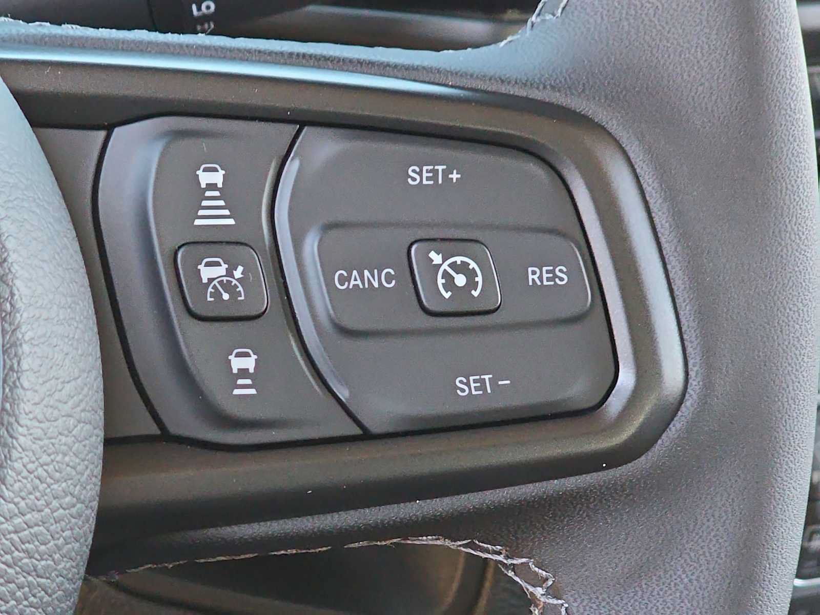 New 2026 Jeep Gladiator Sport AWD/4WD image 27