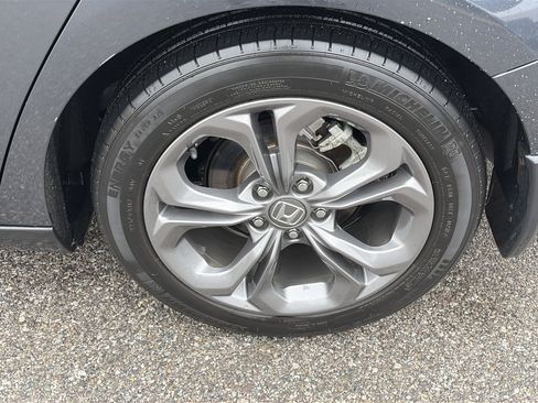 Used 2023 Honda Accord EX image 11