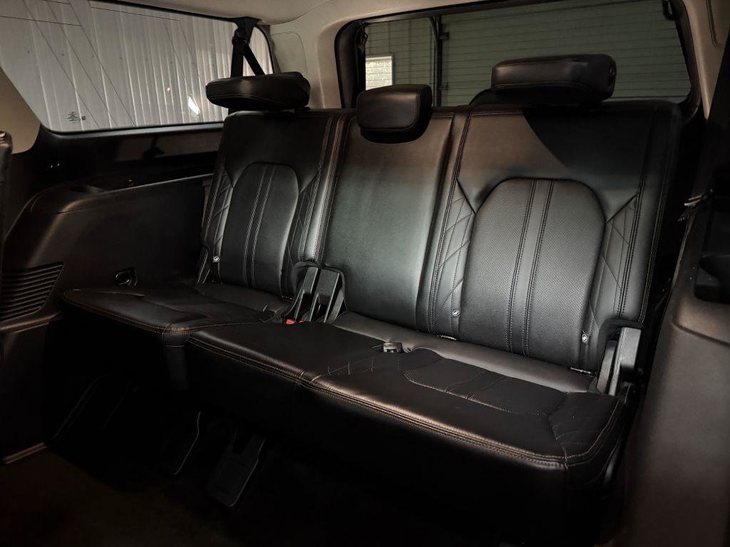 Used 2019 Ford Expedition Max Platinum AWD/4WD image 33
