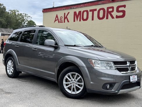 Used 2013 Dodge Journey SXT w/ Popular Equipment Group FWD image 1