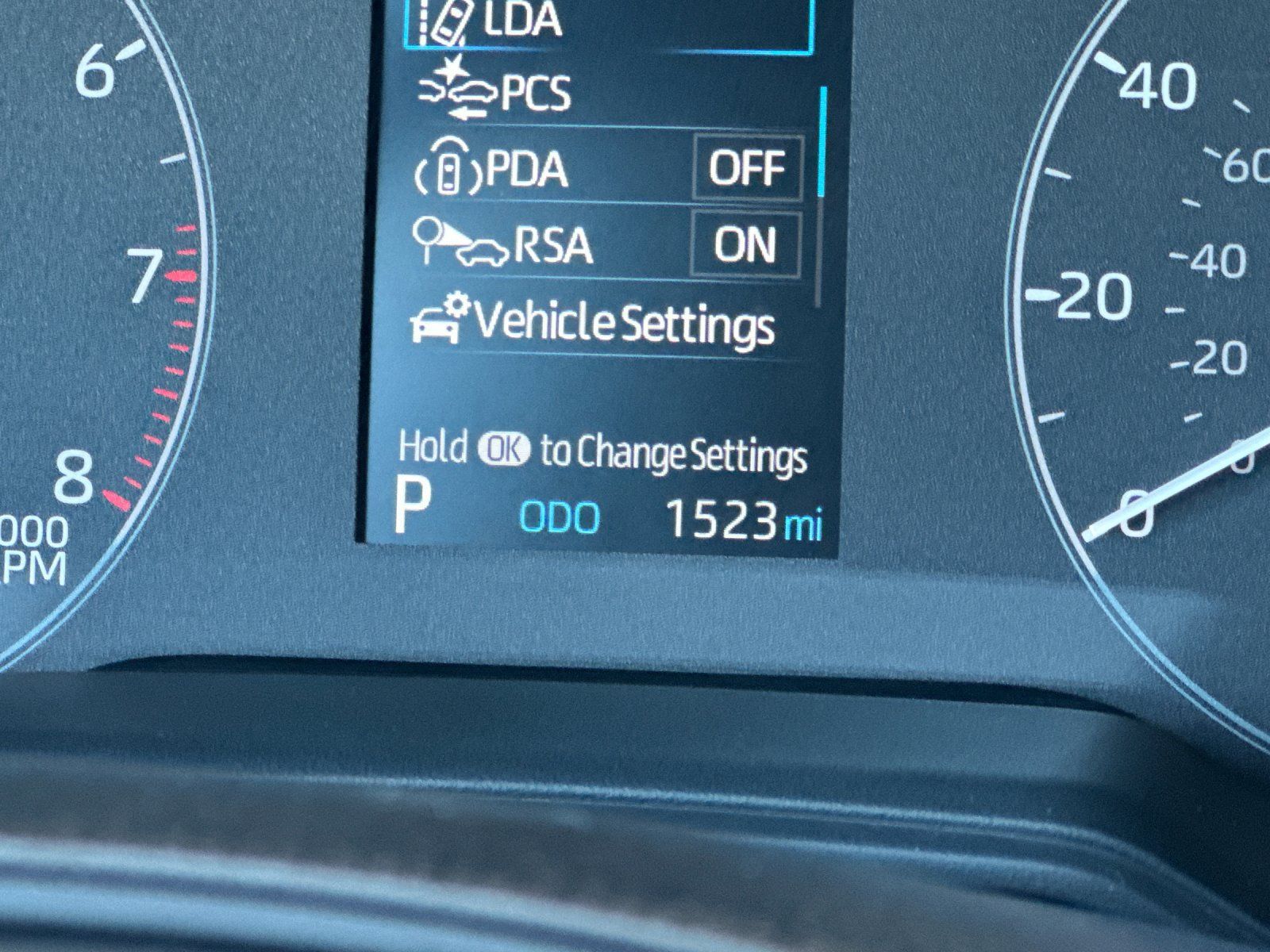 Used 2024 Toyota Corolla LE FWD image 25