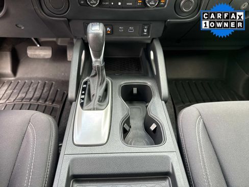 Used 2022 Nissan Frontier SV image 31
