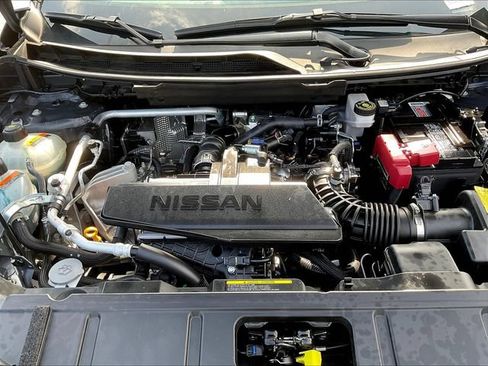 Used 2026 Nissan Rogue SV FWD image 29