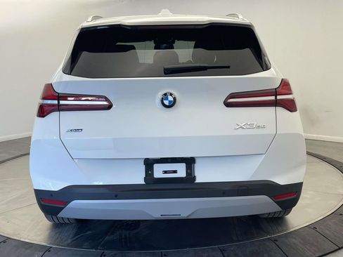 Used 2025 BMW X3 xDrive30 w/ Convenience Package AWD/4WD image 4