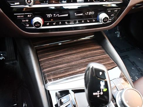 Used 2021 BMW 540i xDrive w/ Luxury Seating Package image 31