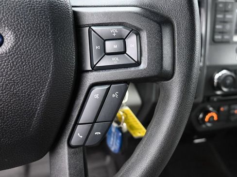 Used 2017 Ford F150 XLT RWD image 4