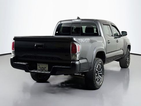 Used 2021 Toyota Tacoma TRD Sport AWD/4WD image 7